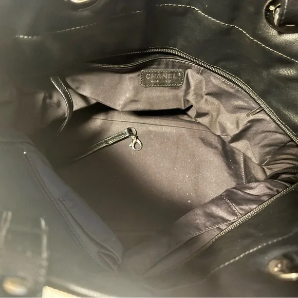 CHANEL Large Paris-Biarritz Tote - Picture 7 of 10